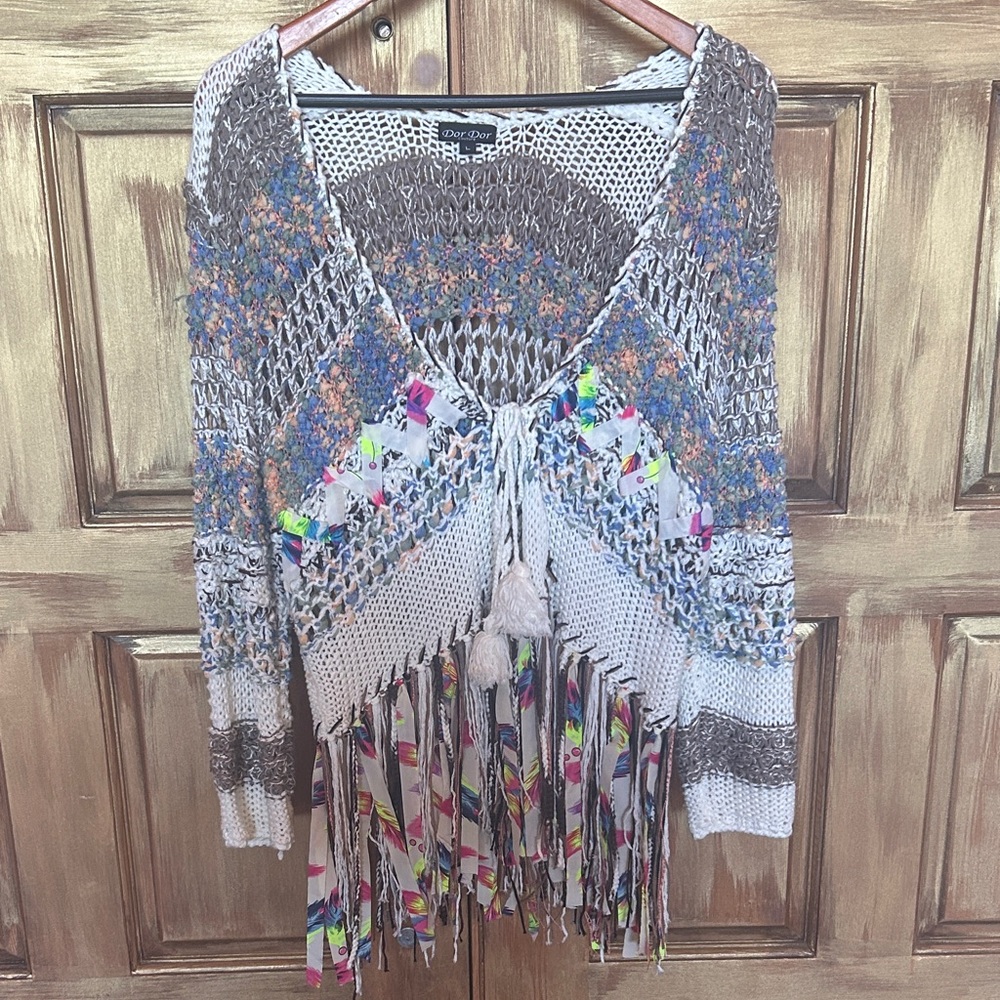 Chic Multicolor Fringe Cardigan